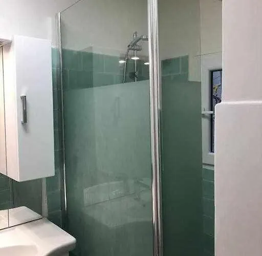 Rhome Away Tittoni