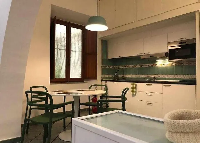 Rhome Away Tittoni *