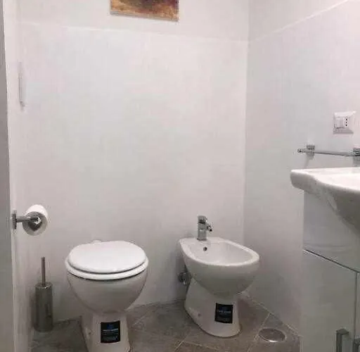Rhome Away Tittoni